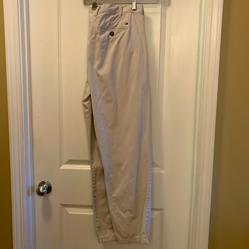 Men’s Tommy Hilfiger Chino Pants